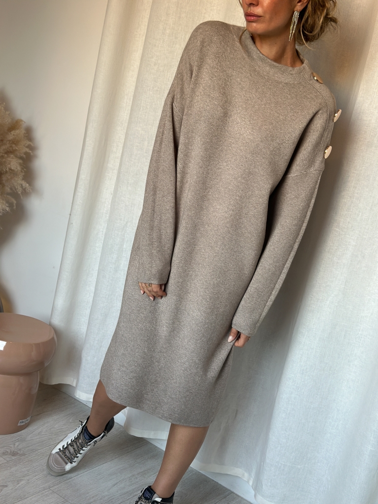 Robe pull Lolita Taupe précommande livraison prévue le 25/11