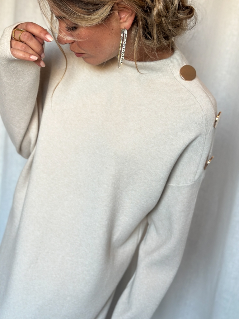 Robe pull Lolita beige précommande livraison prévue le 25/11